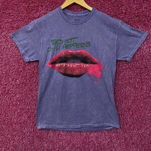 Red Hot Chili Peppers Smeared Lips Pigment-Dyed T-Shirt Medium